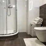 Romantic Apartment By The City Center